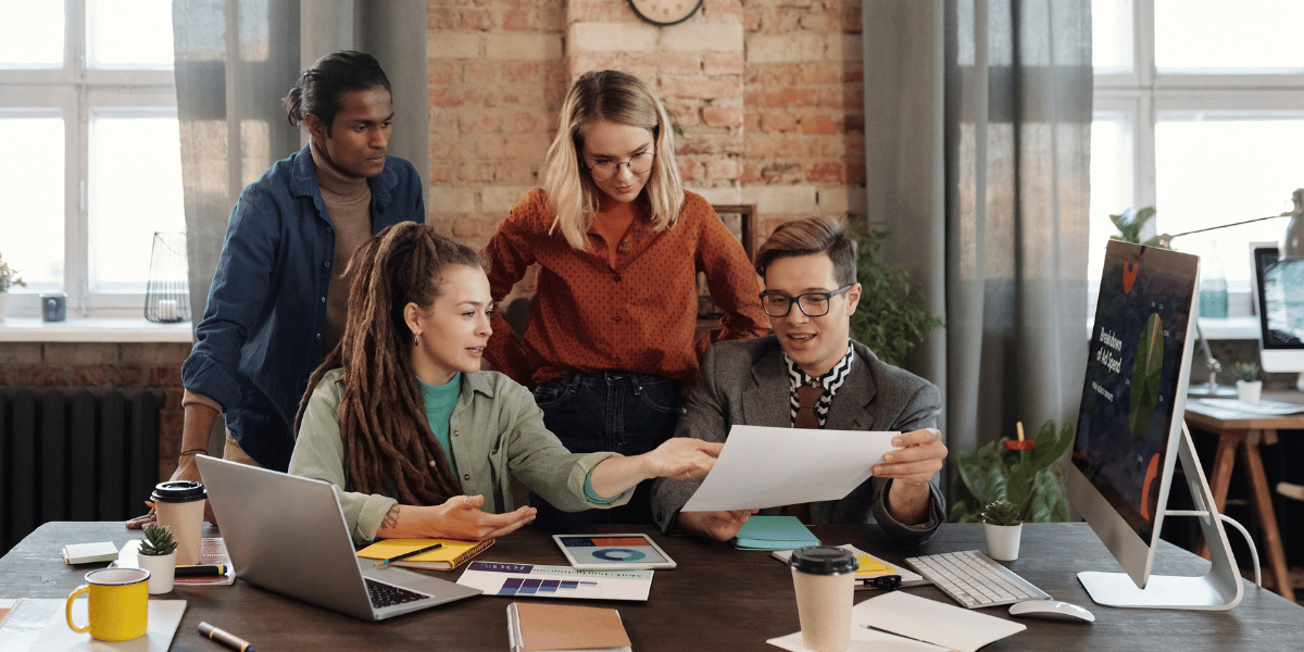 You are currently viewing Transform Your Social Media Strategy with AI-Driven Tools